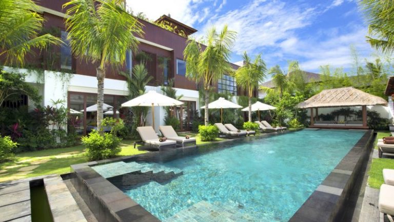 20 Best villas in Seminyak - these villas will keep you dreaming of Bali!