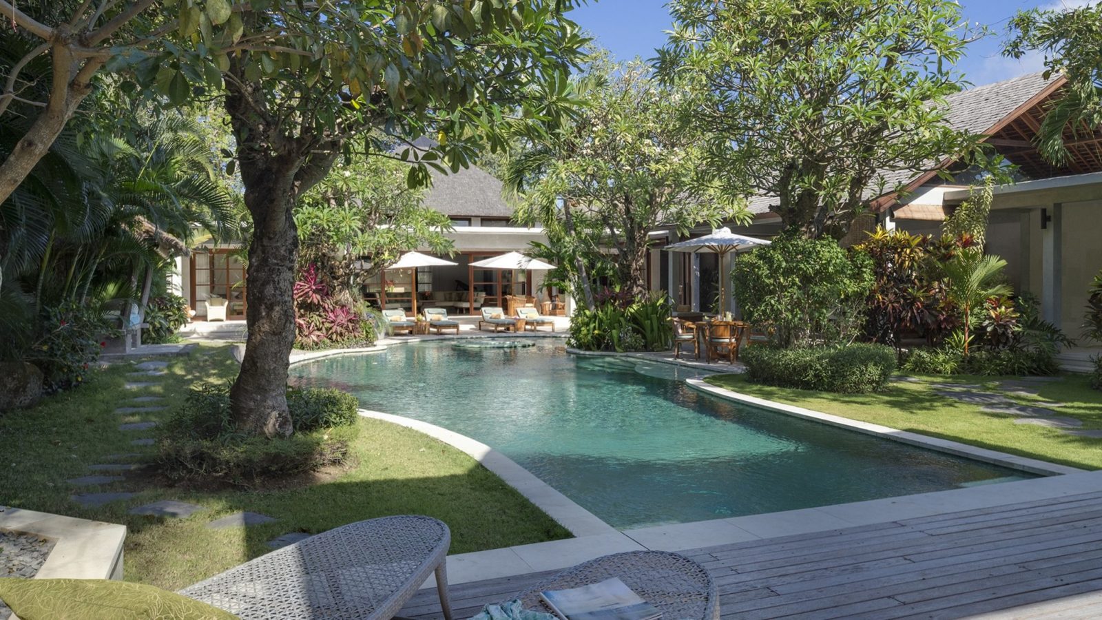 Bali Villas With Unique Pools To Check Out - Bali Travel Blog | Villa ...